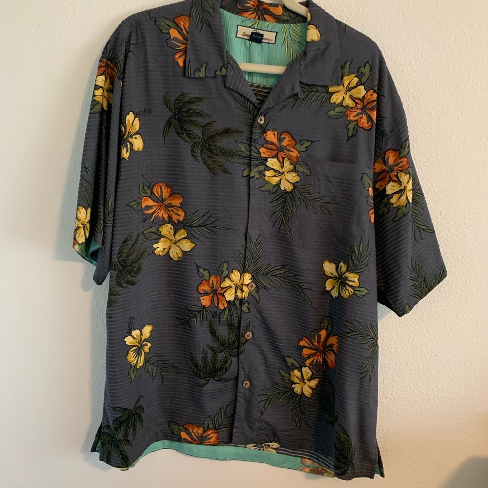 Tommy Bahama shorts sleeve button down